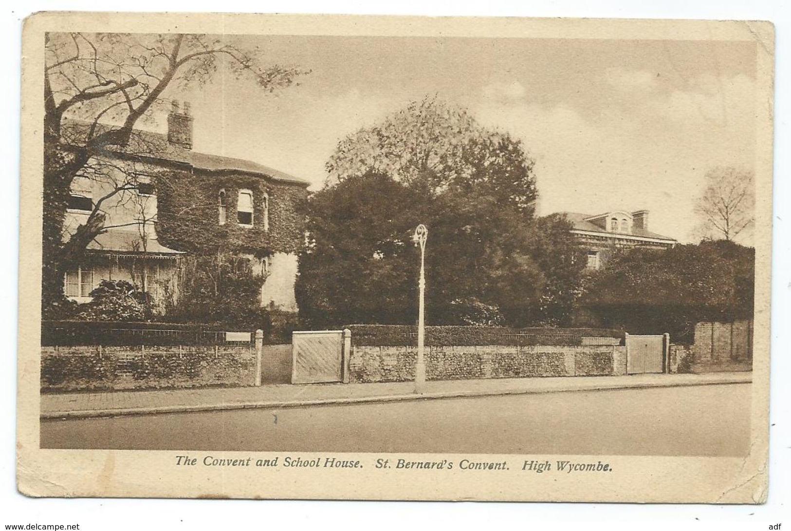 CPSM THE CONVENT AND SCHOOL HOUSE, ST BERNARD'S CONVENT, HIGH WYCOMBE, ANGLETERRE - Buckinghamshire