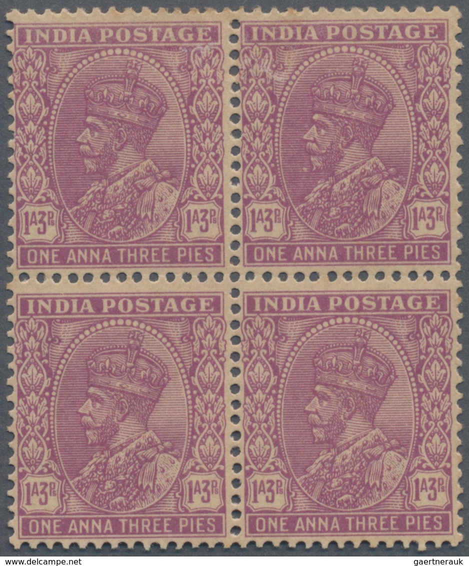 Indien - Dienstmarken: 1932-36 KGV. 1a3p. Mauve, Block Of Four With Cream Gum, Variety "No Overprint - Sellos De Servicio