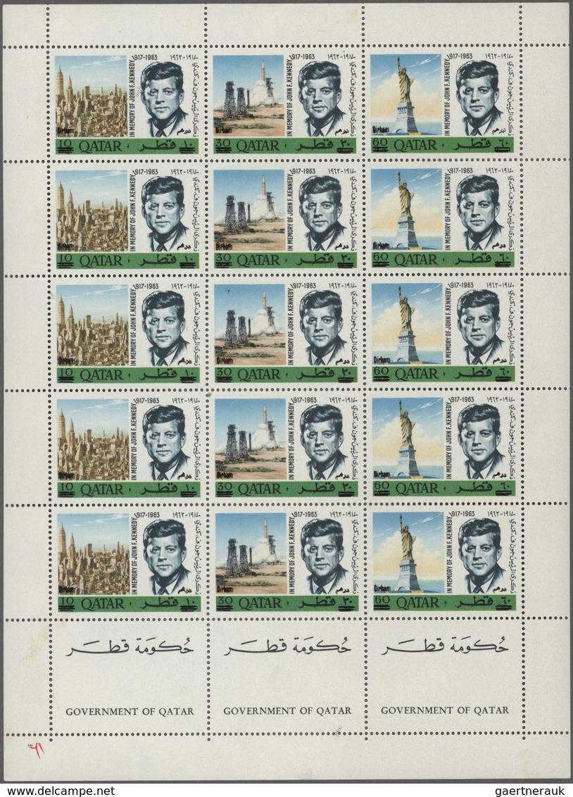 Katar / Qatar: 1966 'Kennedy' Five Complete Sets Optd. New Currency In Two Se-tenant Sheets, Variety - Qatar