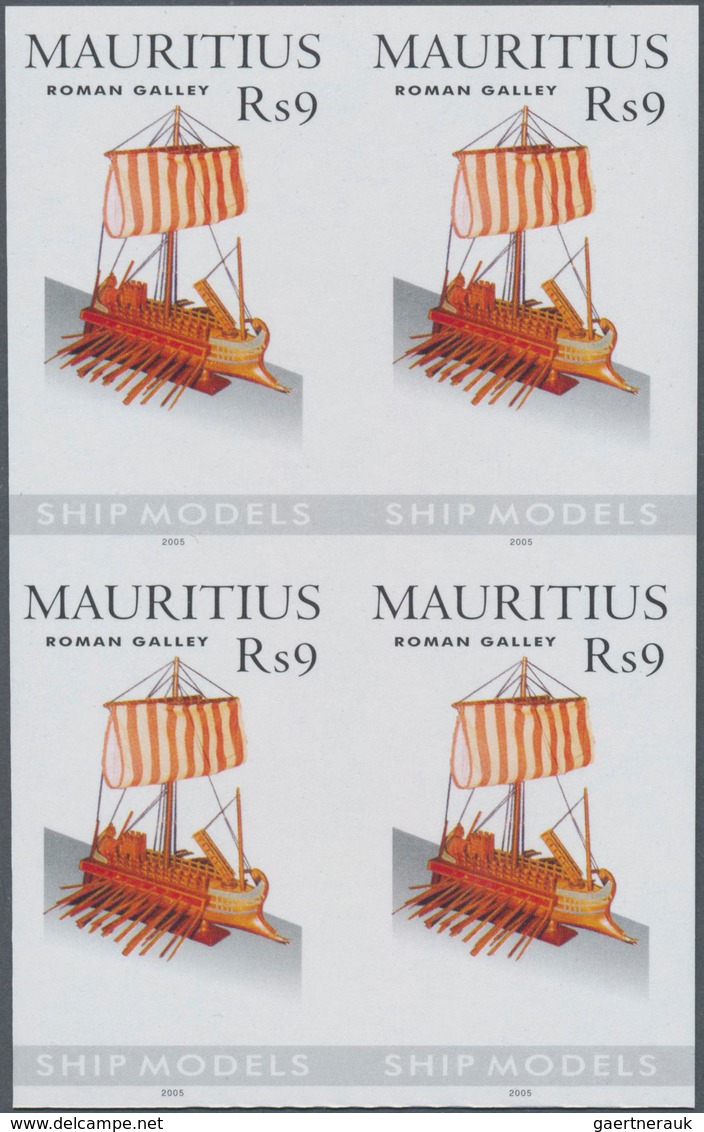 Thematik: Schiffe / Ships: 2005, Mauritius. IMPERFORATE Block Of 4 For The 9rs Value Of The Set "Mod - Barcos