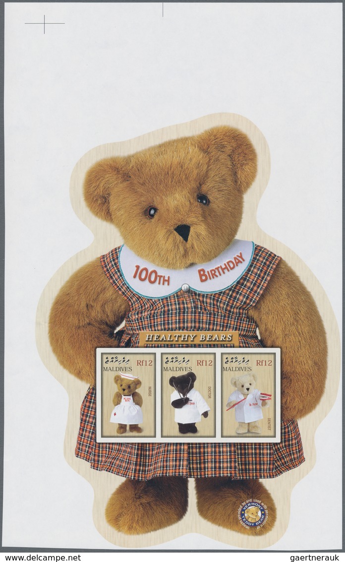 Thematik: Spielzeug / Toys: 2002, MALDIVES: 100th Birthday Of Teddy Bear Part Set Of Three In Perfor - Unclassified