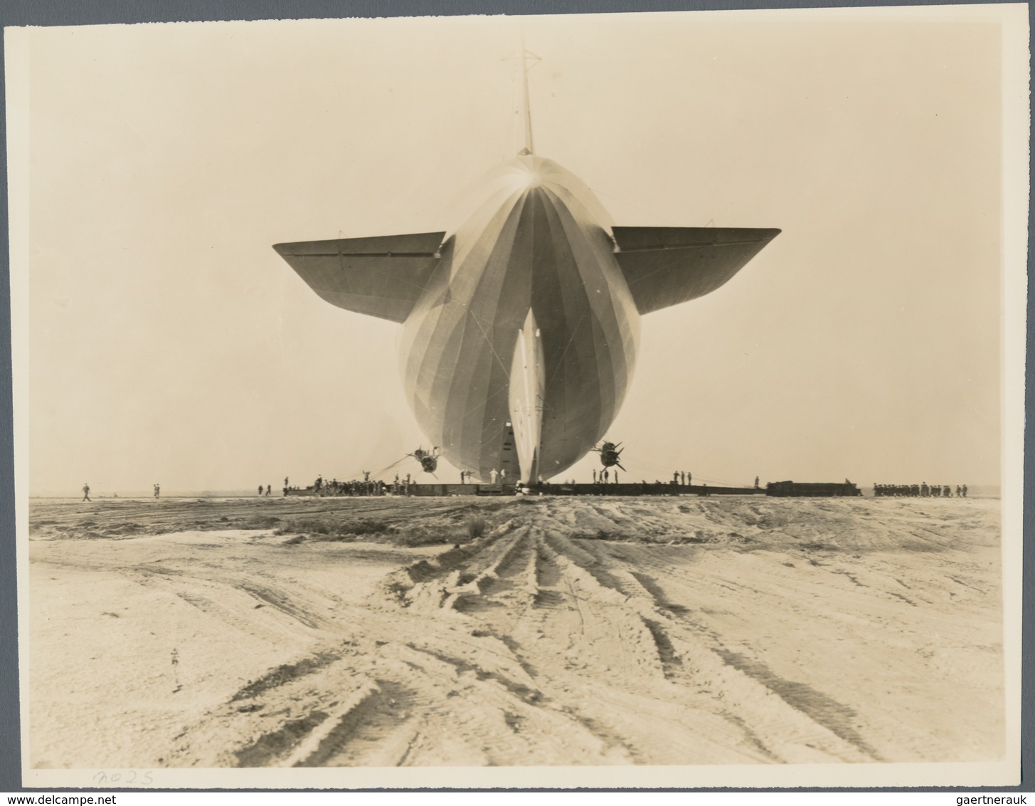 Thematik: Zeppelin / Zeppelin: 1936. Original, Period, Photograph Of The Hindenburg Zeppelin LZ129 A - Zeppelines