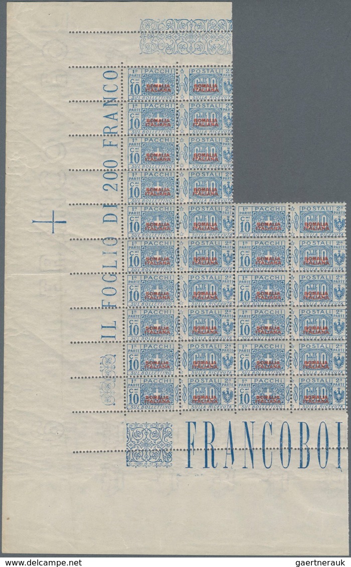 Italienisch-Somaliland: 1926/1931, 10 Cent. Blau In Vertical Block Of 16, Mint Never Hinged, 1x Fold - Somalie