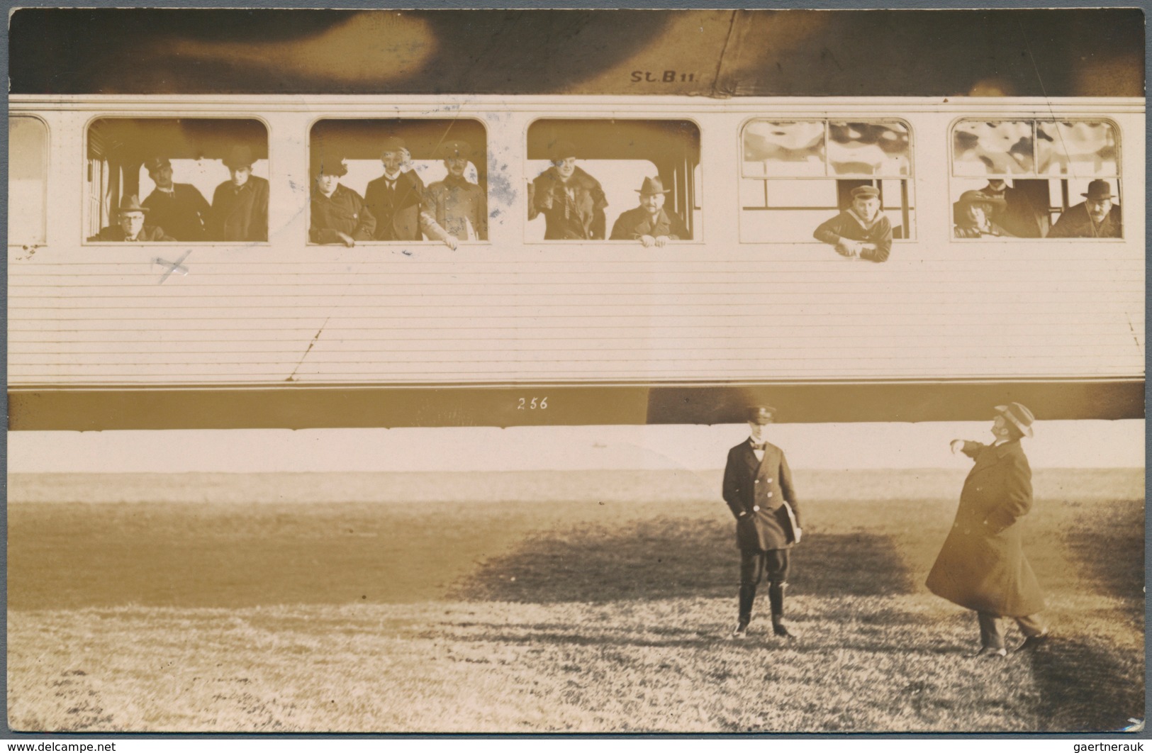 Zeppelinpost Deutschland: 1913. Original Real Photo RPPC Of Passengers In The Gondola Of The Pioneer - Correo Aéreo & Zeppelin