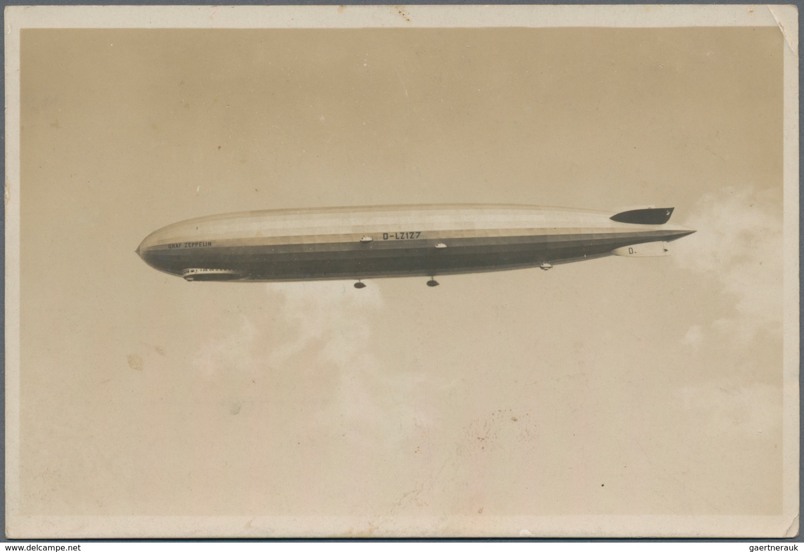 Zeppelinpost Deutschland: 1928, LZ 127, Unfrankierte Foto-AK Mit Rotem Bordpoststempel Vom 11.OKT.19 - Airmail & Zeppelin