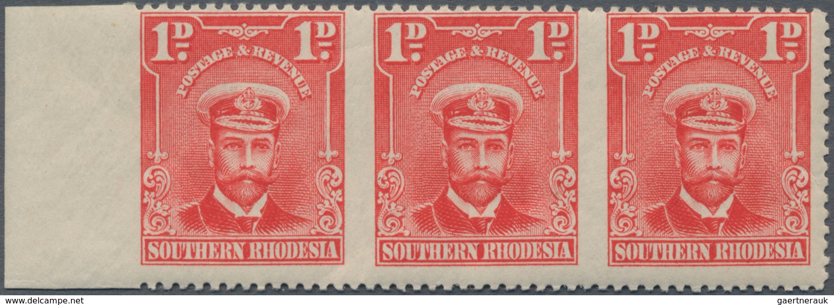 Süd-Rhodesien: 1924-29 KGV. 1d. Bright Rose, Horizontal Strip Of Three With Sheet Margin At Left, IM - Southern Rhodesia (...-1964)