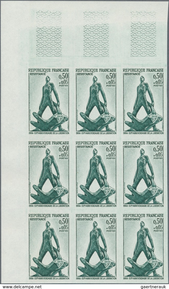 Frankreich: 1964, 20th Anniversary Of Liberation Complete Set Of Five In IMPERFORATE Blocks Of Nine - Altri & Non Classificati