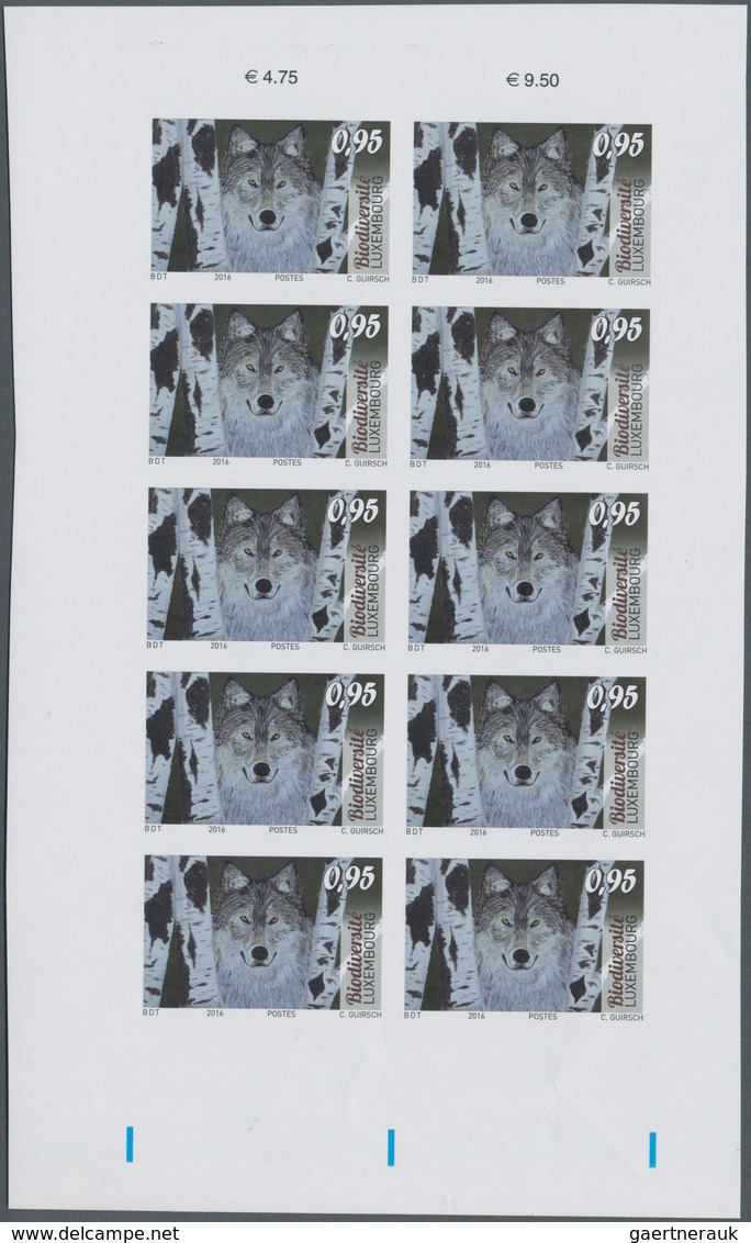 Luxemburg: 2016, 0.95€ "Wolf", IMPERFORATE Proof Sheet Of Ten Stamps, Mint Never Hinged. - Otros & Sin Clasificación