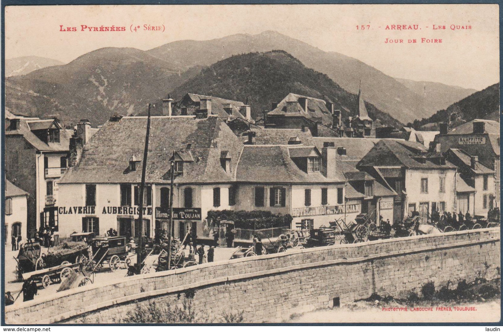 Arreau ; Les Quais , Jour De Foire , Claverie Aubergiste , Animée - Autres & Non Classés