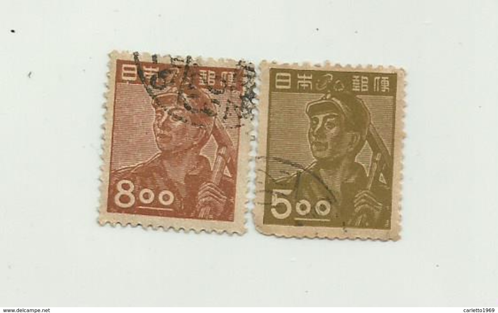 2 Francobolli Giappone Da 800 E 500 - Usados
