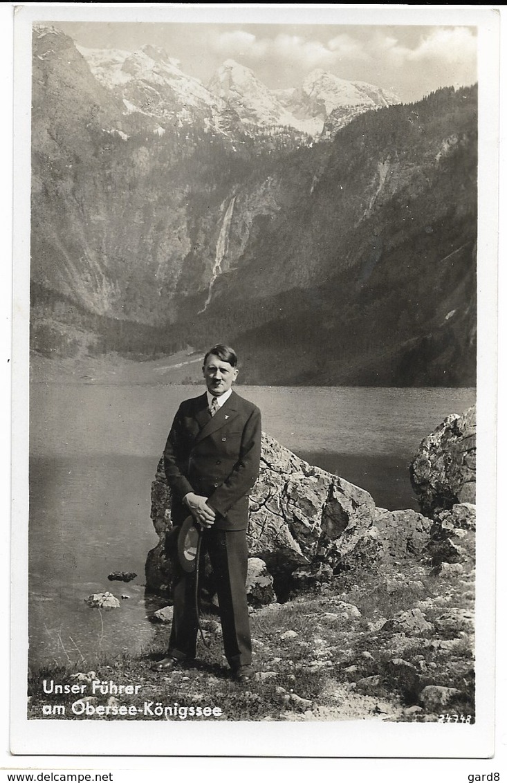 Propaganda  - Hitler Devant Le Königssee - Characters