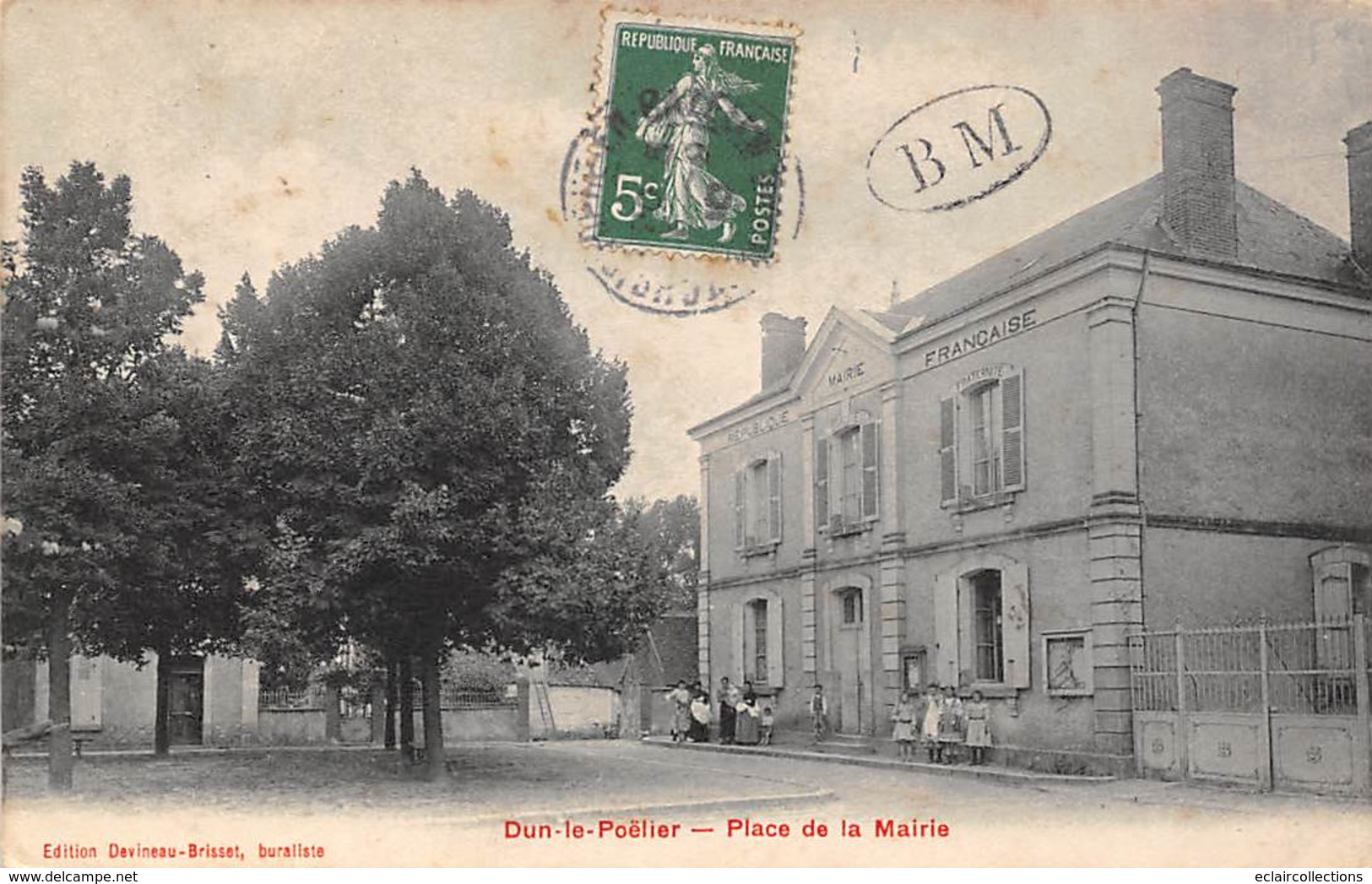 Dun-le-Poëlier      36        Place De La Mairie        (voir Scan) - Altri & Non Classificati