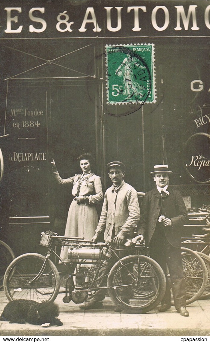 Carte Photo Cycles Et Automobiles G.DELAPLACE - Rue Des Fontaines PARIS-Motocyclette D'époque-Propriétaires-voyagée 1907 - Other & Unclassified