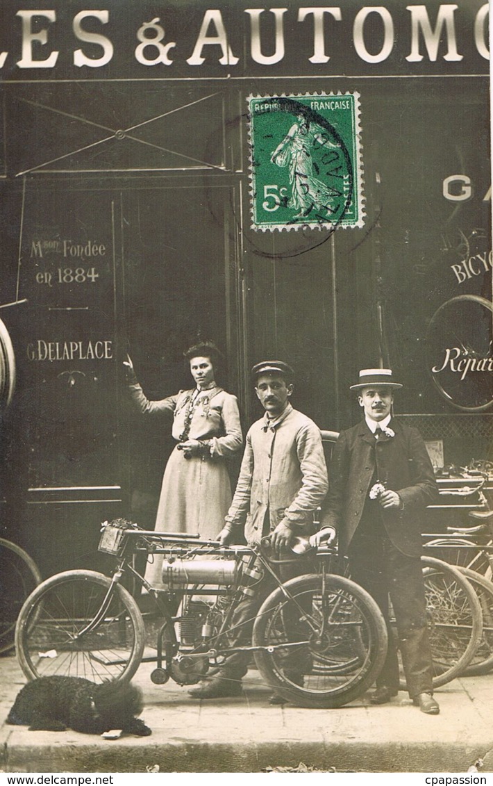 Carte Photo Cycles Et Automobiles G.DELAPLACE - Rue Des Fontaines PARIS-Motocyclette D'époque-Propriétaires-voyagée 1907 - Other & Unclassified