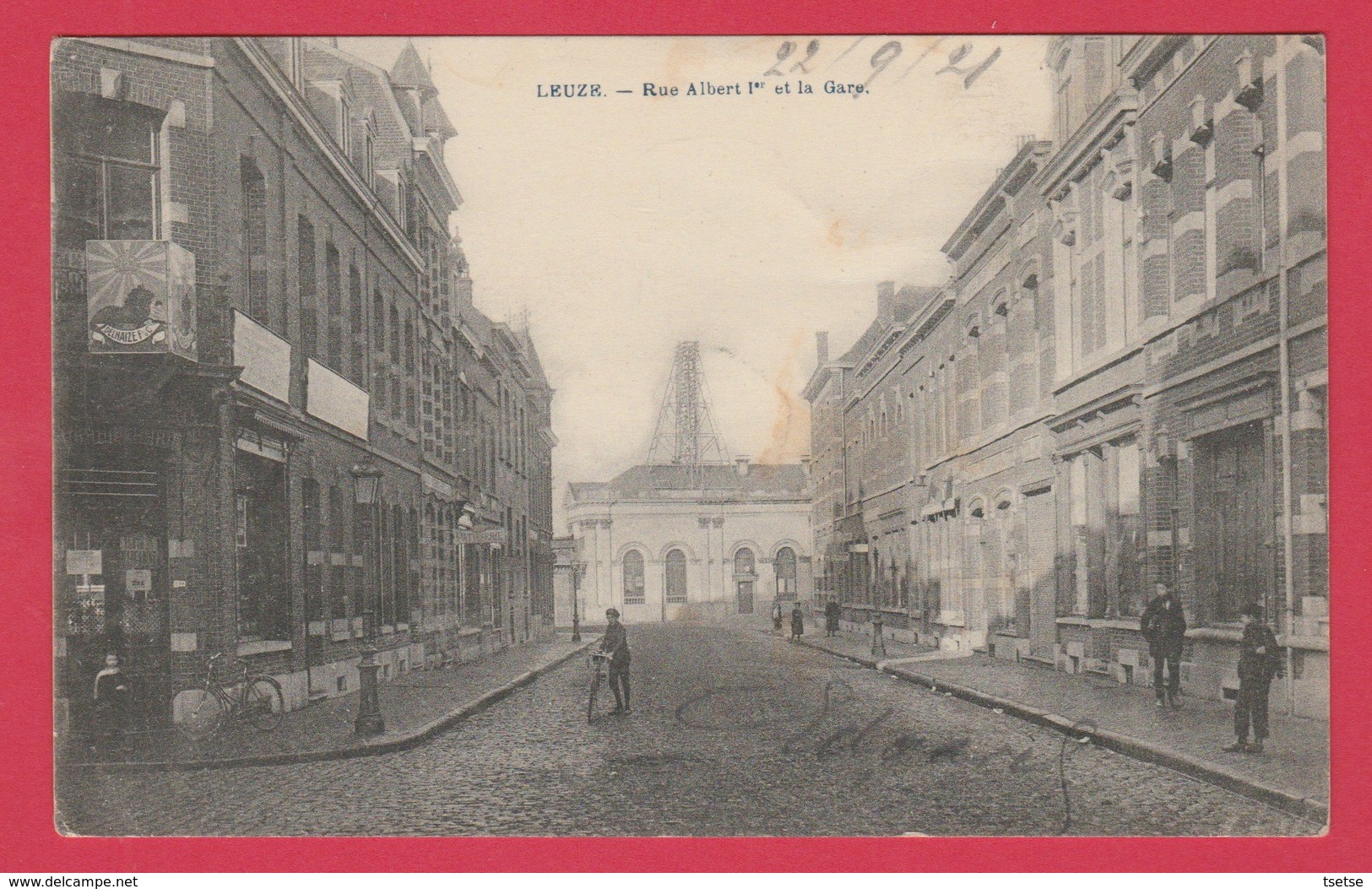 Leuze - Rue Albert Ier Et La Gare ... Carte Animée , Commerces - 1921 ( Voir Verso ) - Leuze-en-Hainaut