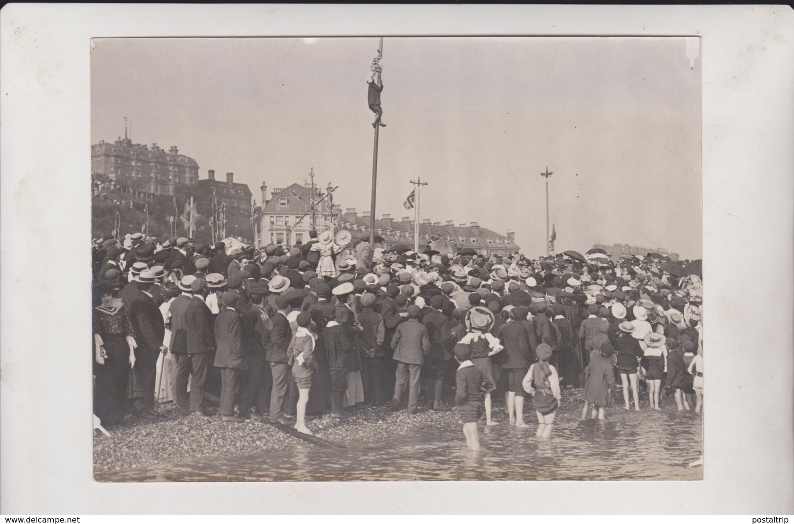 FOLKESTONE REGATTA 16*12CM Fonds Victor FORBIN 1864-1947 - Lieux