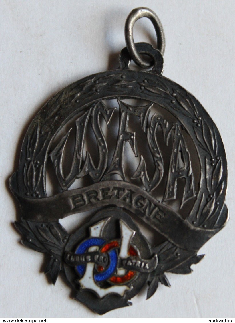 Rare Insigne 1910 Championnat De Bretagne épée Escrime USFSA Union Des Sociétés Françaises De Sports Athlétiques - Escrime