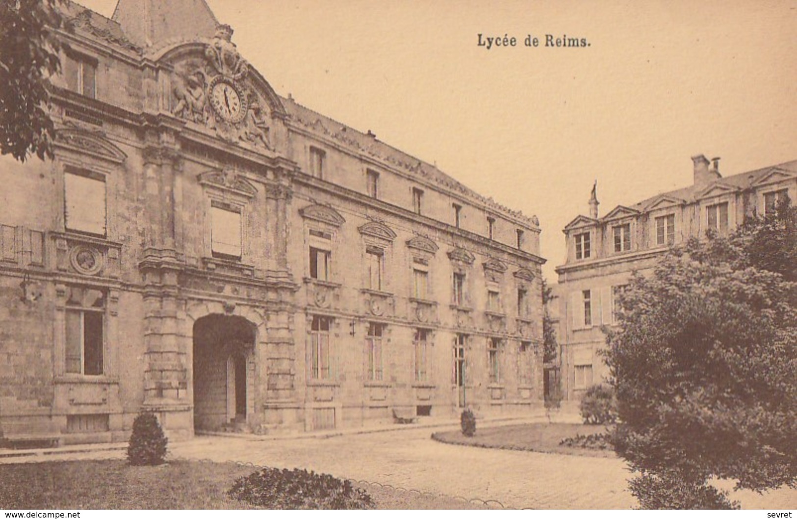 REIMS. - Le Lycée. Carte RARE - Reims