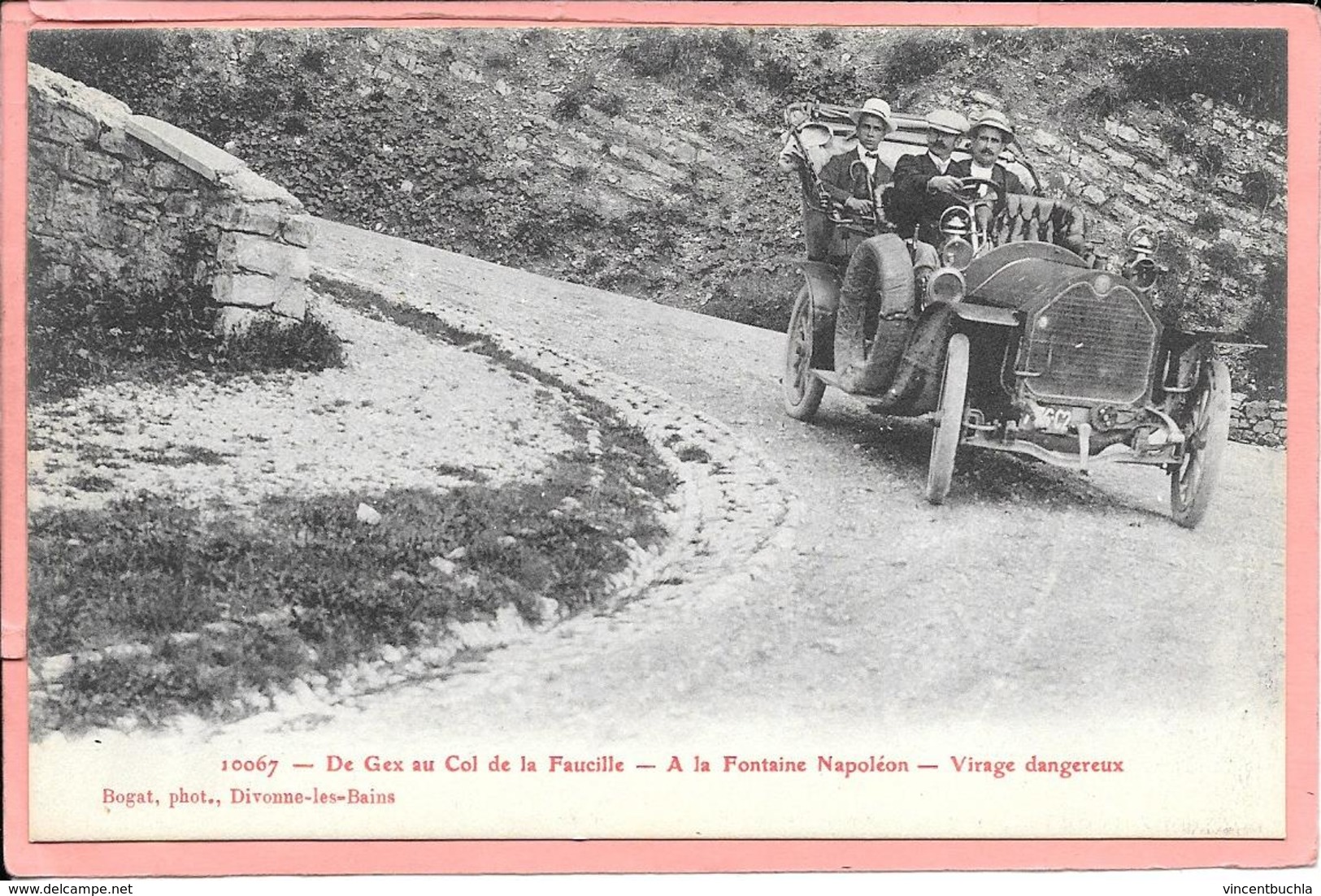 De Gex Au Col De La Faucille - A La Fontaine Napoléon - Virage Dangereux - Gex