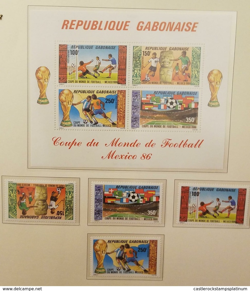 O) 1986 GABON -GABONAISE, 1986 WORLD CUP SOCCER CHAMPIONSHIPS, GOOL, DRIBBLING, PLAYERS SOCCER CUP, STADIUM, SCT C278-C2 - Gabon