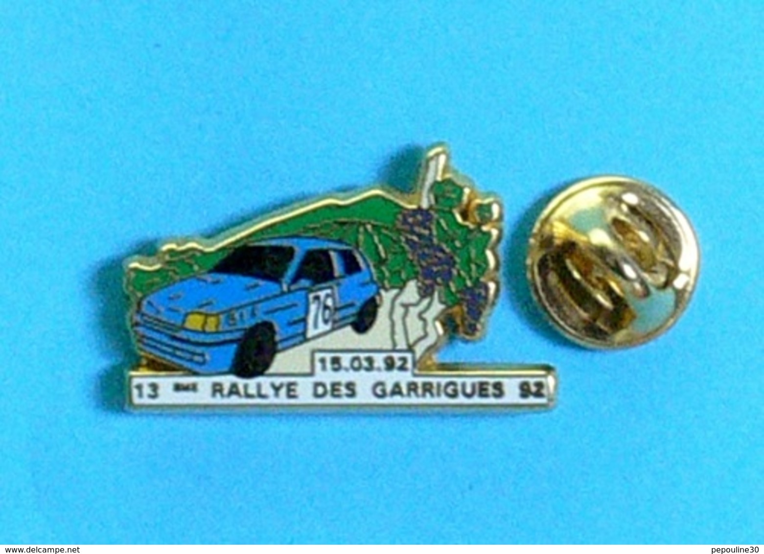 1 PIN'S  //  ** 13 ème  RALLYE DES GARRIGUES '92 / 15.03.92 ** . (G.J.P  C.R.T Arthus Bertrand Paris) - Rallye