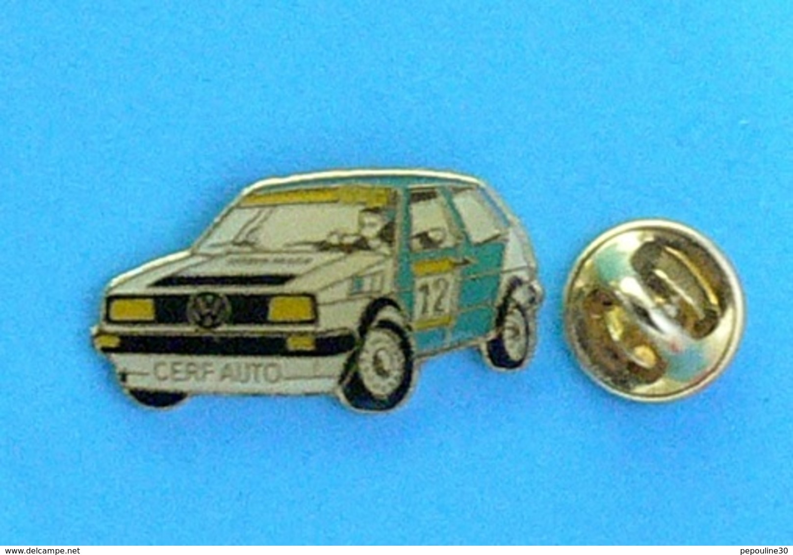 1 PIN'S  //  ** RALLYE / VOLKSWAGEN  GOLF GTI  N°12 / CERF AUTO  ** - Volkswagen