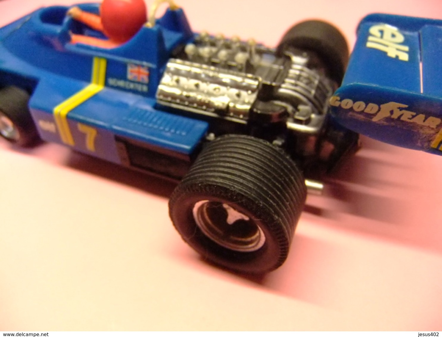 SCALEXTRIC TYRRELL P 34 ref 4054 Azul / Scheckter / Made in Spain