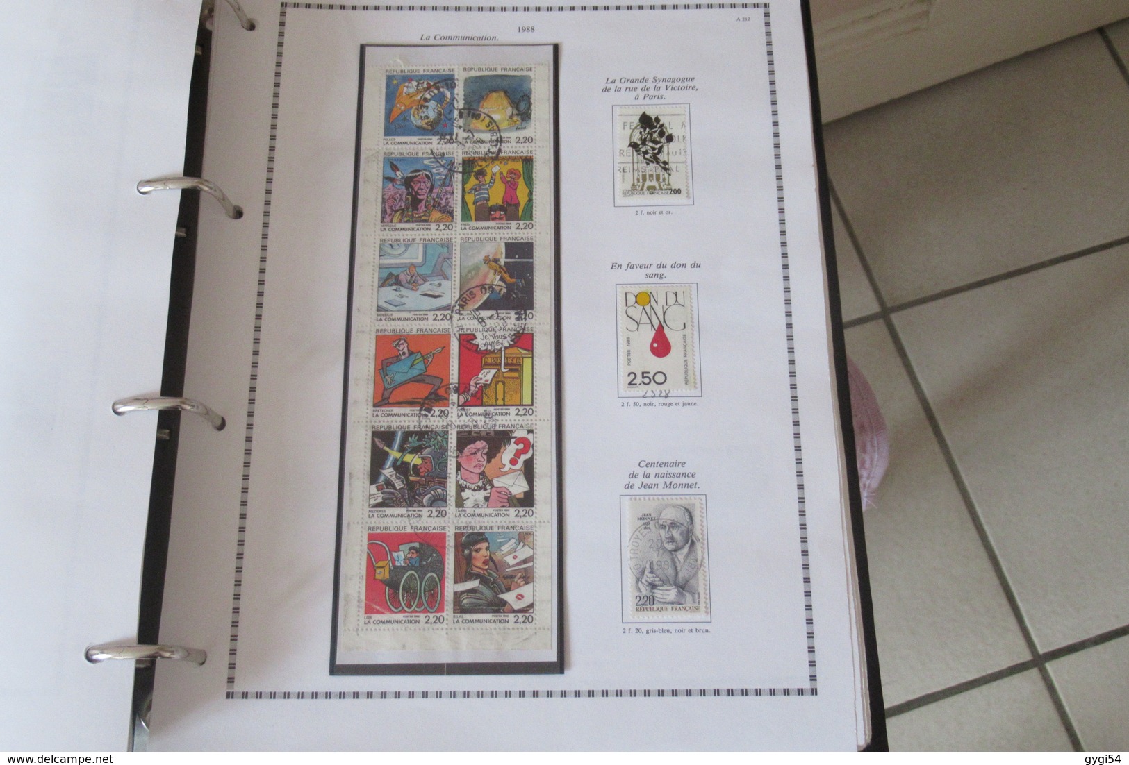 France 1988   LA COMMUNICATION VUE PAR 12 AUTEURS DE BANDE DESSINEE Cat N° 2503 à 2514 - Blocks & Sheetlets