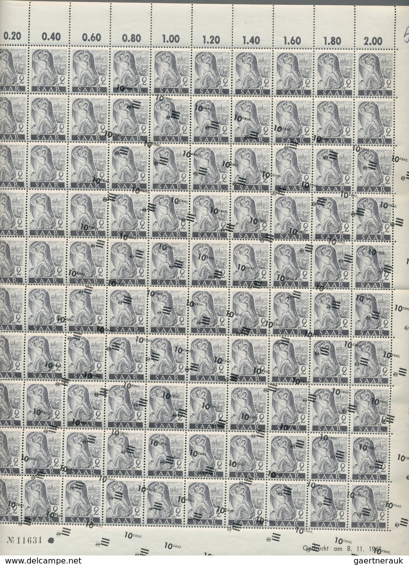 Saarland (1947/56): 1947, "10 C. Auf 2 Pfg. Neuauflage" Im Kompletten Postfrischen Bogen Mit Verscho - Neufs
