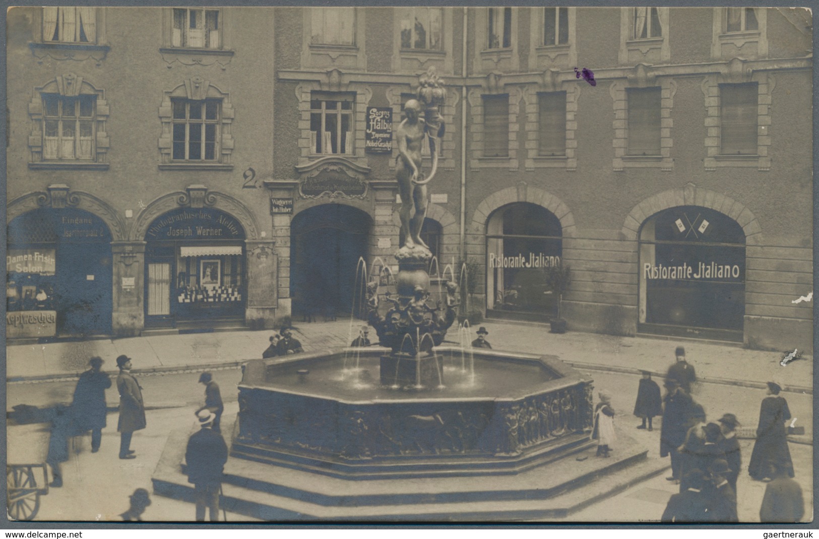 Ansichtskarten: Bayern: MÜNCHEN ALTSTADT BRUNNEN, Schachtel Mit Knapp 200 Alten Ansichtskarten Ab 18 - Autres & Non Classés