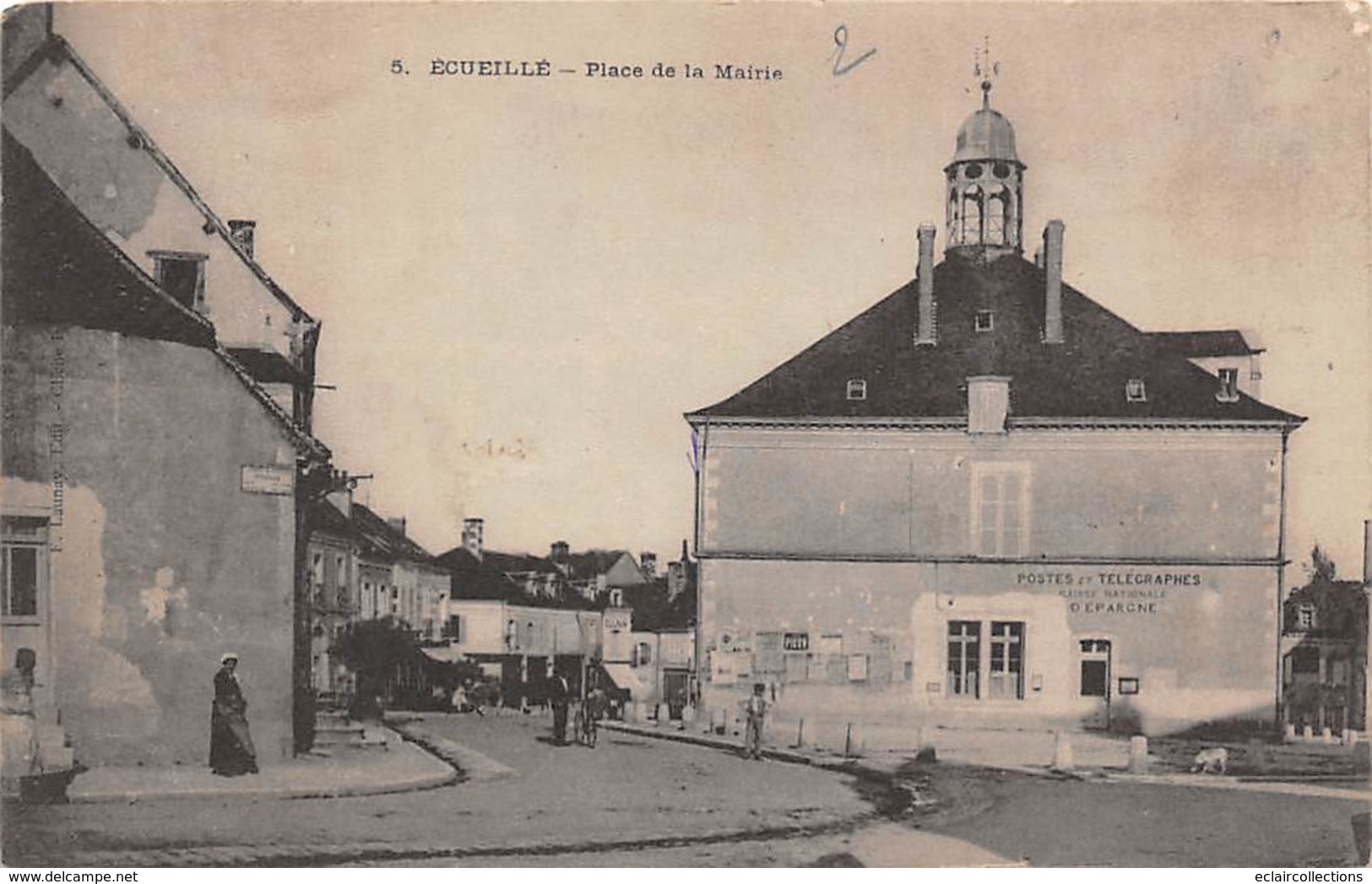 Ecueillé        36        Place De La Mairie . 2   (voir Scan) - Otros & Sin Clasificación