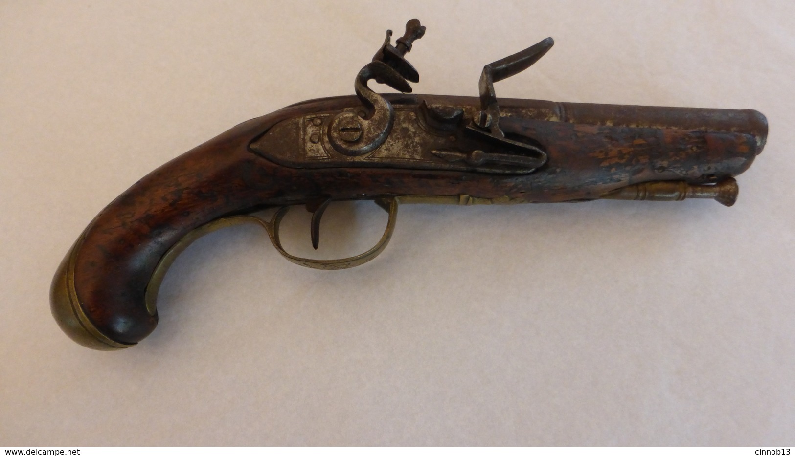 PISTOLET A SILEX DE MARINE VERS 1780 / LOUIS XVI.