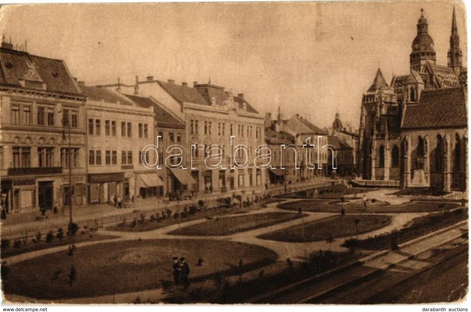 T2/T3 Kassa, Kosice; Hlavná Ulica / Fő Utca, üzletek / Main Street, Shops  (kopott Sarkak / Worn Corners) - Zonder Classificatie