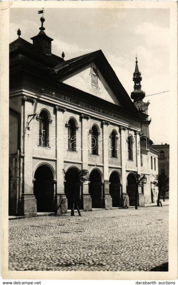 * T2 Késmárk, Kezmarok; Kaszinó és étterem, L. Pospisil üzlete / Reduta / Casino And Restaurant, Redoute, Shop. Foto Tiz - Zonder Classificatie