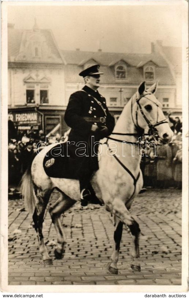 T2 1938 Kassa, Kosice; Bevonulás, Horthy Fehér Lovon, Háttérben Friedman üzlete / Entry Of The Hungarian Troops, Horthy  - Non Classificati