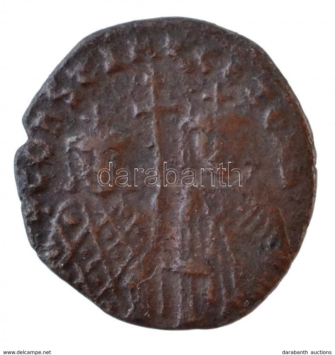 Bizánci Birodalom / Konstantinápoly / VII. Konsztantinosz 920-944. AE Follis (6,43g) T:2-,3
Byzantine Empire / Constanti - Zonder Classificatie