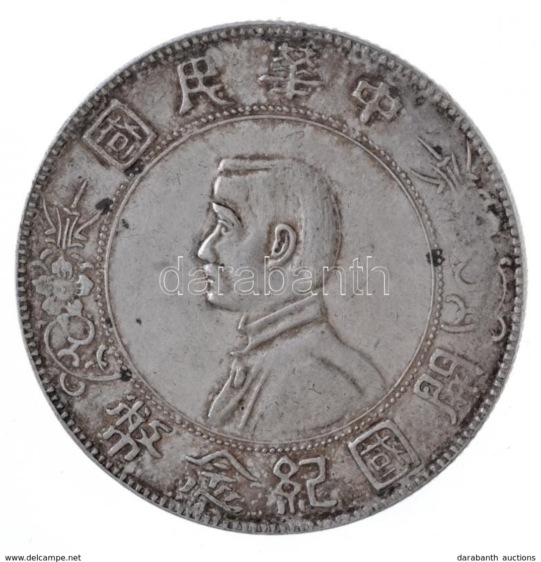 Kína 1927. 1$ (1Y) Ag 'Sun Yat-sen / Memento' (26,71g) T:2,2- Patina
China 1927. 1 Dollar (1 Yuan) Ag 'Sun Yat-sen / Mem - Zonder Classificatie