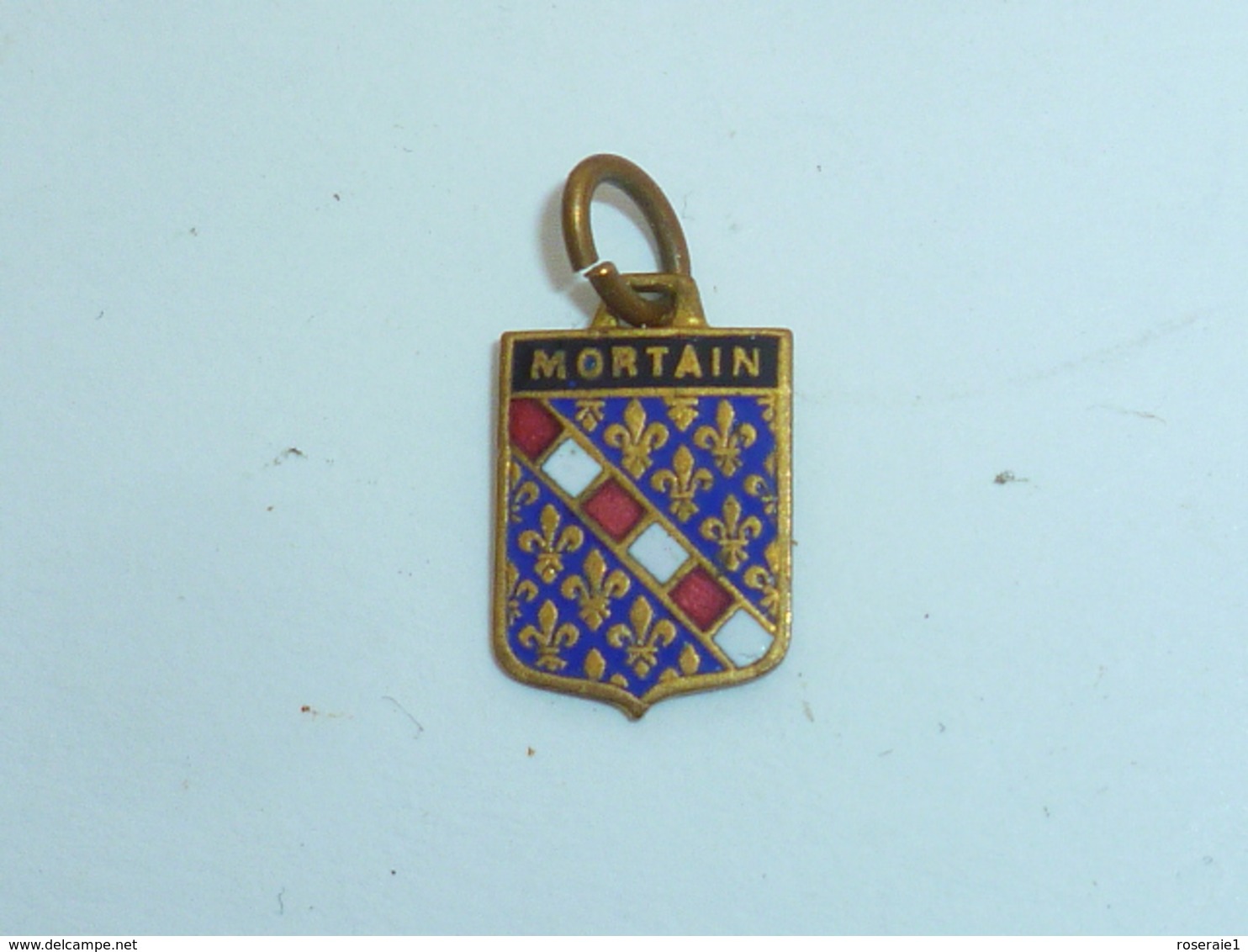 PENDENTIF, BLASON DE MORTAIN - Pendentifs