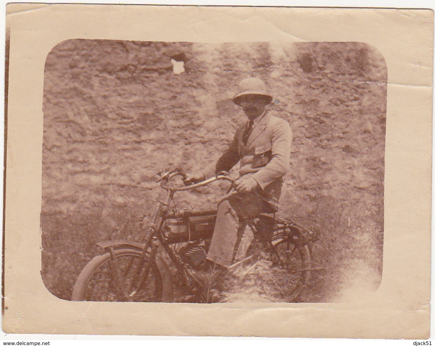 Lot De 5 Anciennes Photos Amateur / Congo Belge, Motocyclette, Famille, Enfant / Année 1920 - Africa