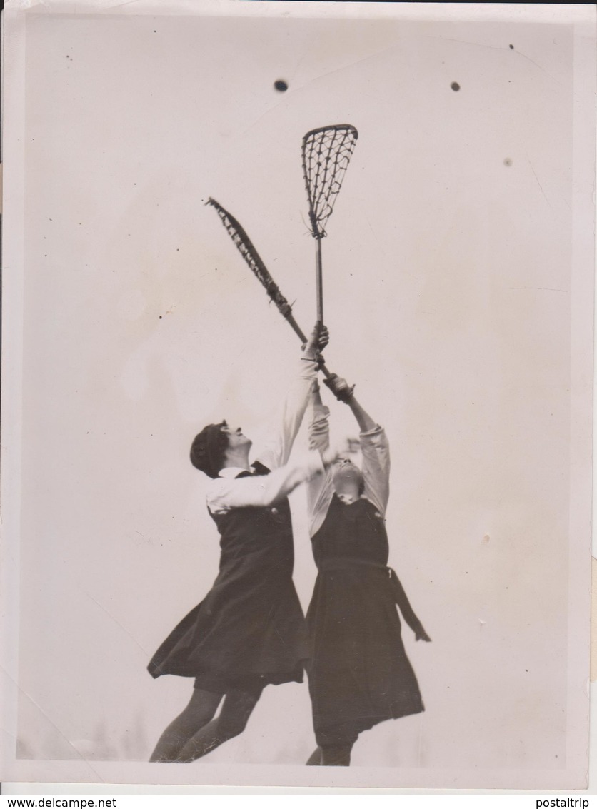 LADIES LACROSSE AT PADDINGTON WAYBRIDGE V SOUTHERN LADIES   20*15 CM Fonds Victor FORBIN 1864-1947 - Deportes