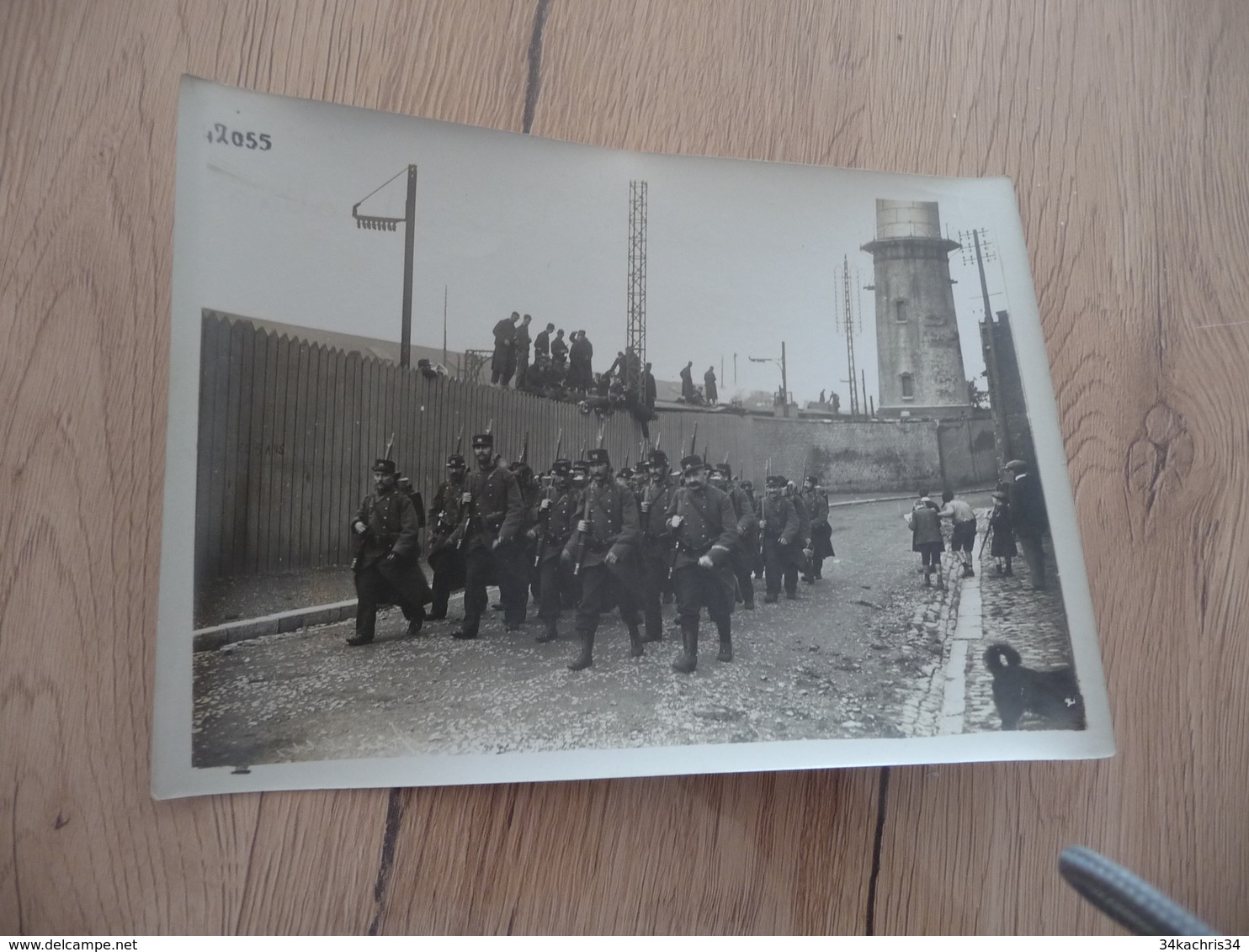 Photo Originale Guerre Militaire Guerre Européenne Patrouille Allant à Son Poste Cliché M.ROL - Guerre, Militaire