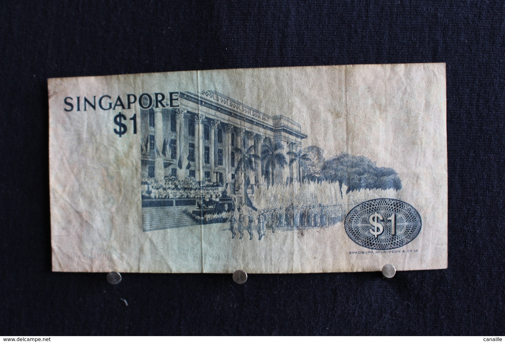 45 /  Singapour - Singapore 1 One Dollar   /  N° 868218 - Singapore