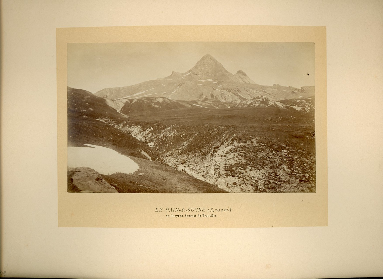 Le Pain De Sucre (3202 Mètres) En Queyras, Sommet De Frontière - Alte (vor 1900)