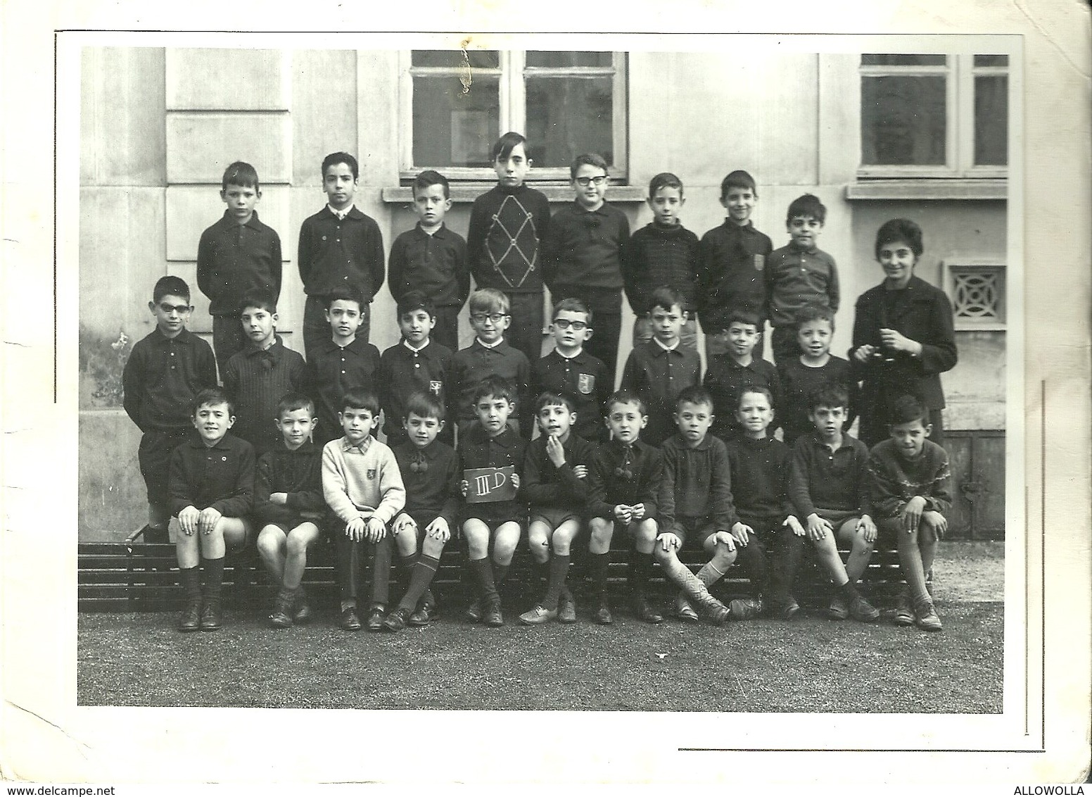 3998 "RICORDO SCOLASTICO-CLASSE III-D-ANNO E LUOGO SCONOSCIUTI" FOTO ORIG.-FOTOGRAFIA REALFOTO-NOVARA - Persone Anonimi