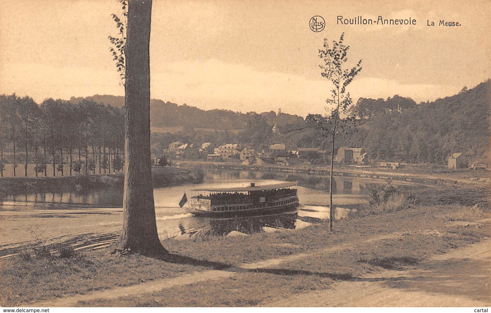 ROUILLON-ANNEVOIE - La Meuse - Anhée