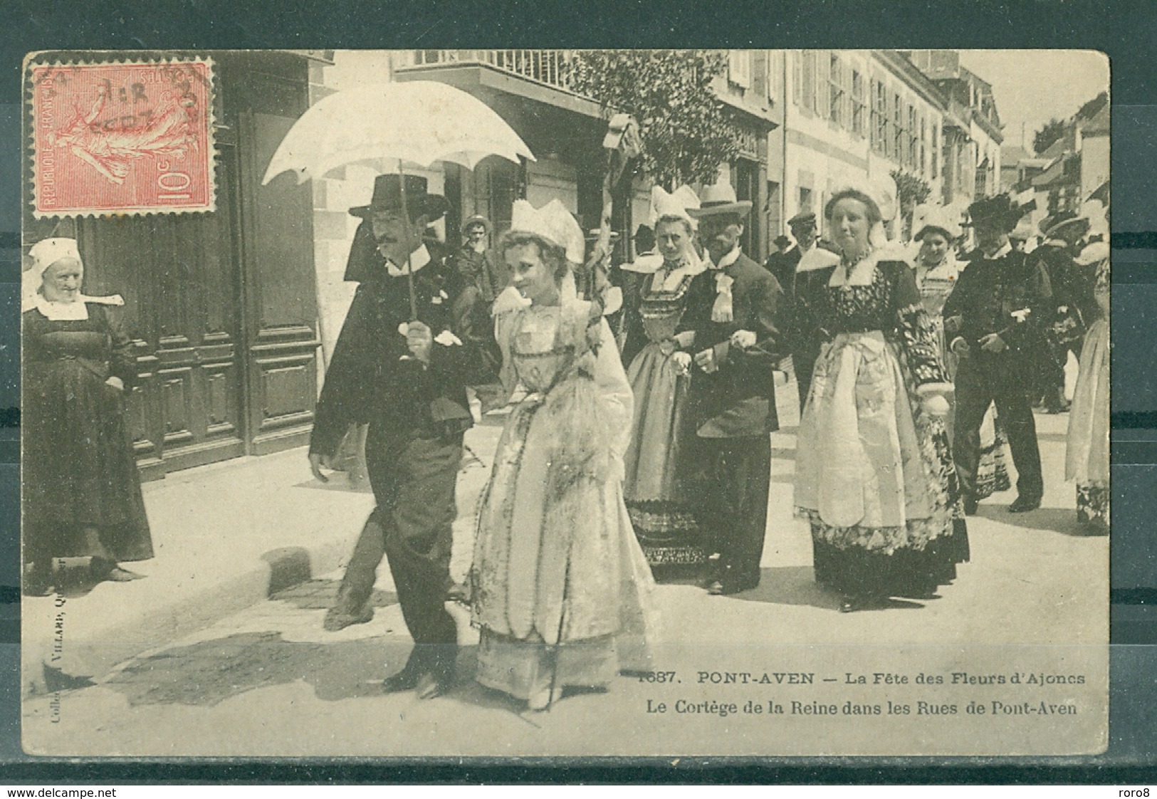 29 - PONT - AVEN - LA FÊTE DES FLEURS D'AJONCS, LE CORTEGE DE LA REINE DANS LES RUES DE PONT - AVEN ANIMATION - Pont Aven