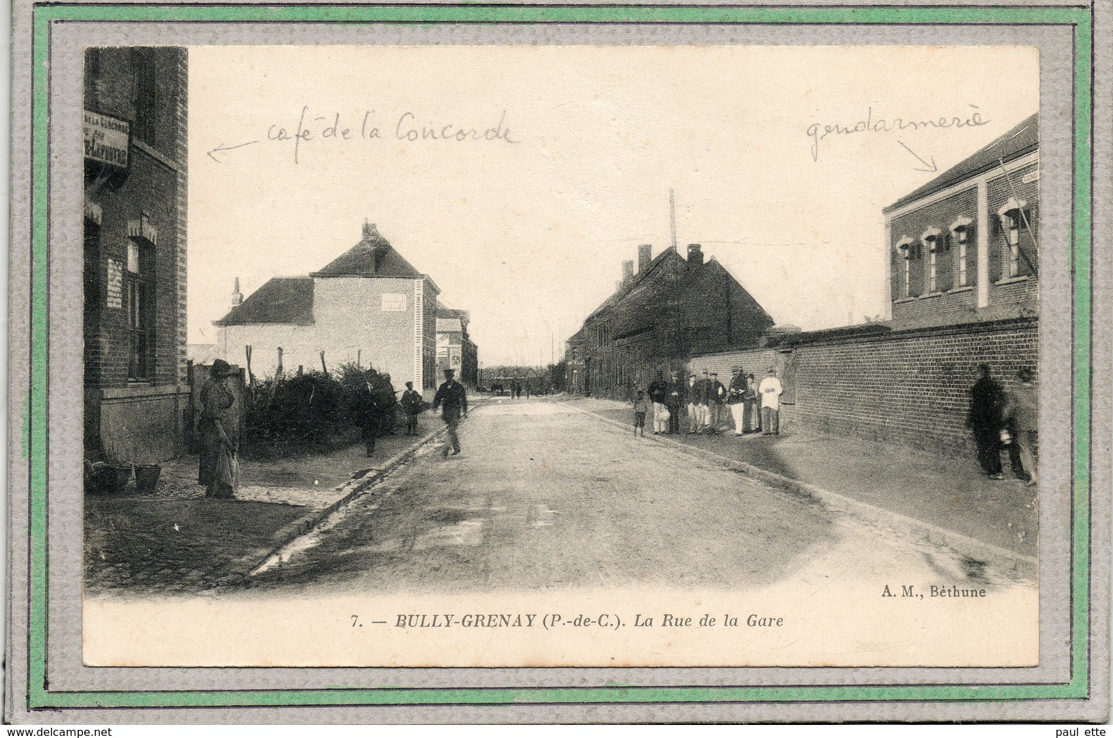 CPA - BULLY-GRENAY (62) - Aspect Du Café De La Concorde Et De La Gendarmerie De La Rue De La Gare En 1919 - Sonstige & Ohne Zuordnung