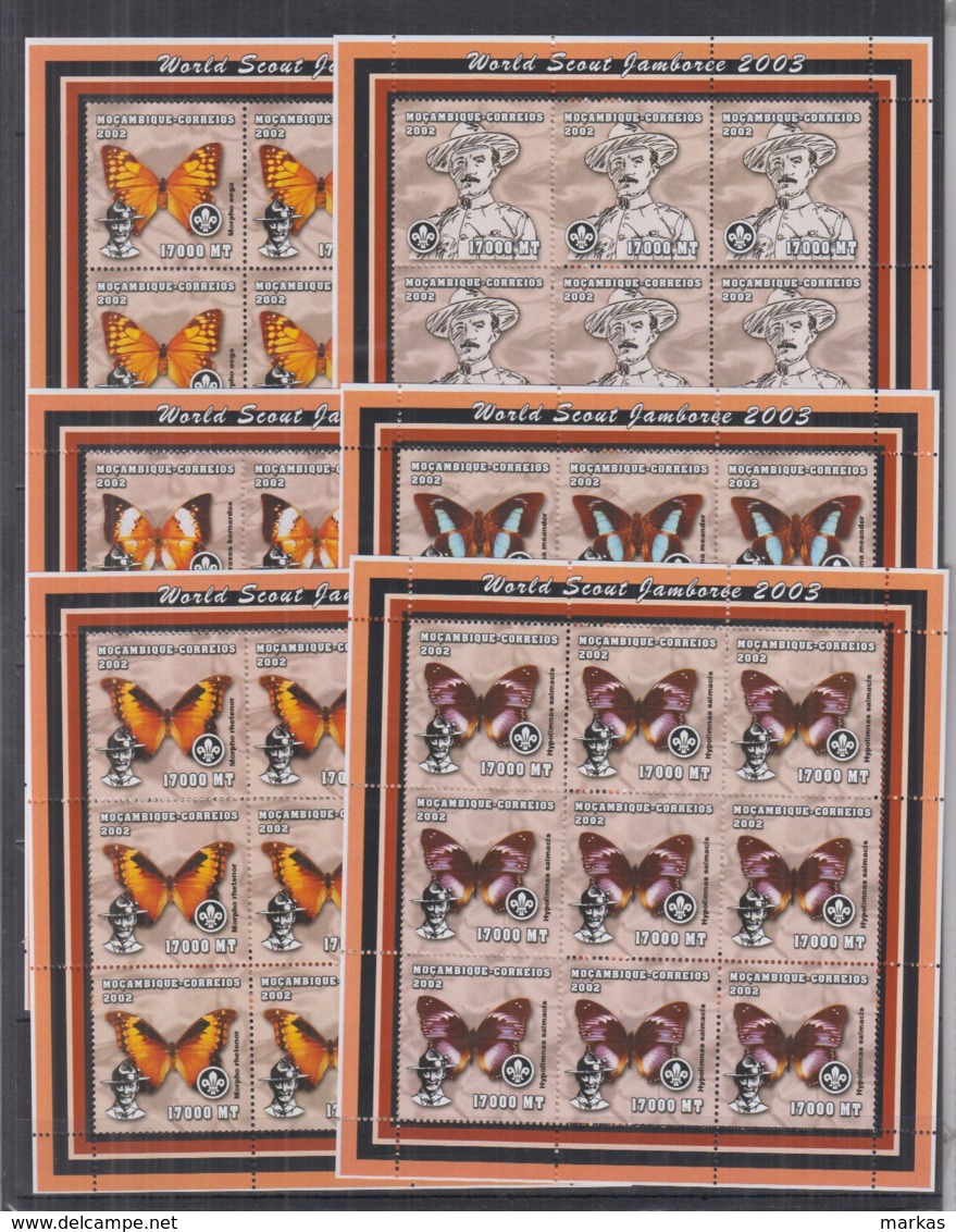 H916. 9x Mozambique - MNH - 2002 - Scouting - Butterflies - Full Sheet - Autres & Non Classés