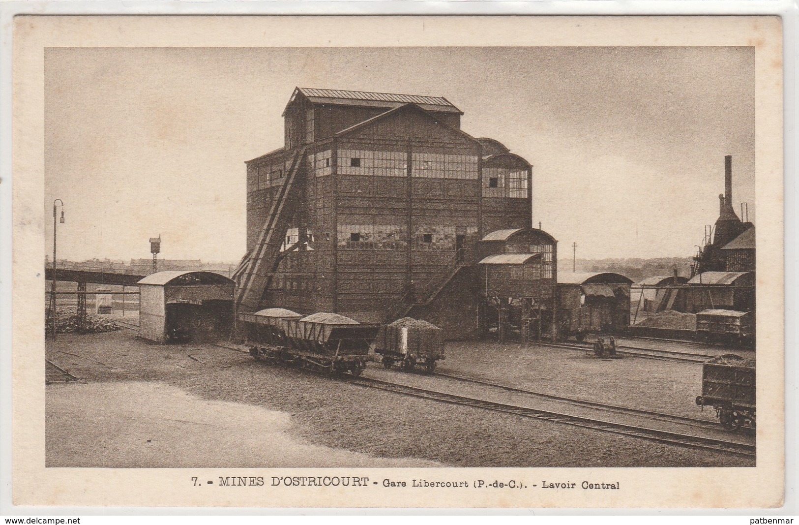 LIBERCOURT GARE MINES OSTRICOURT MINEURS  LE LAVOIR CENTRAL - Other & Unclassified