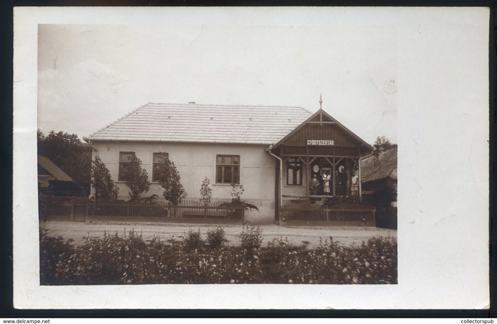 BÁTA 1930. Gyógyszertár, Régi Képeslap - Hongarije